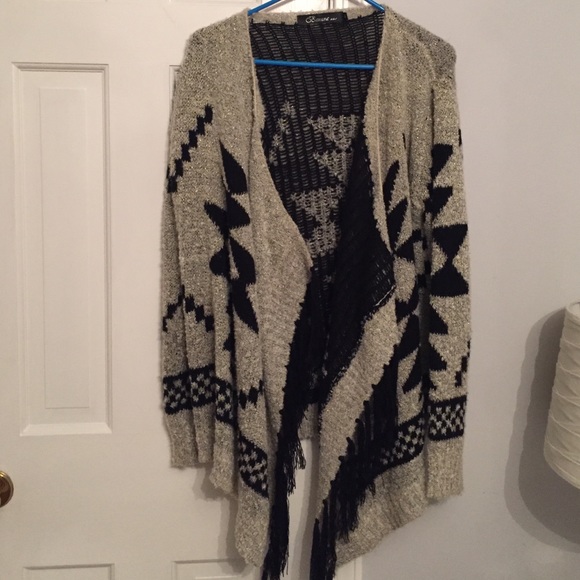 Francesca's Sweater cardigan