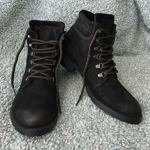 Steve Madden Gantra Bootie Black Leather