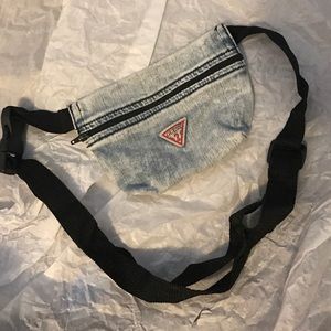 Guess fanny pack