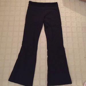 Lululemon all black yoga pants