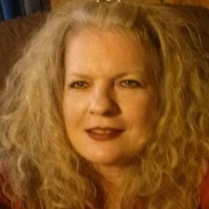 Meet your Posher, Angie