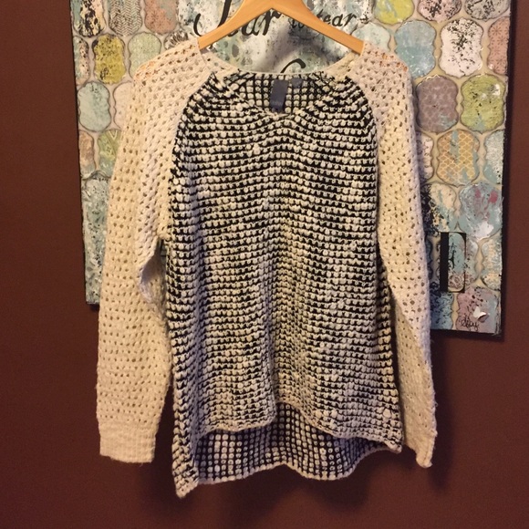 Francesca's Quinn brand sweater