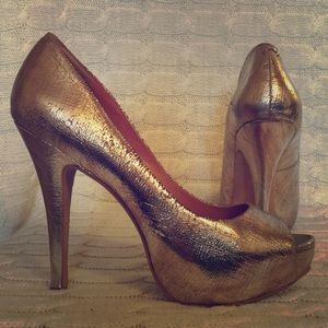 Vince Camuta high heels
