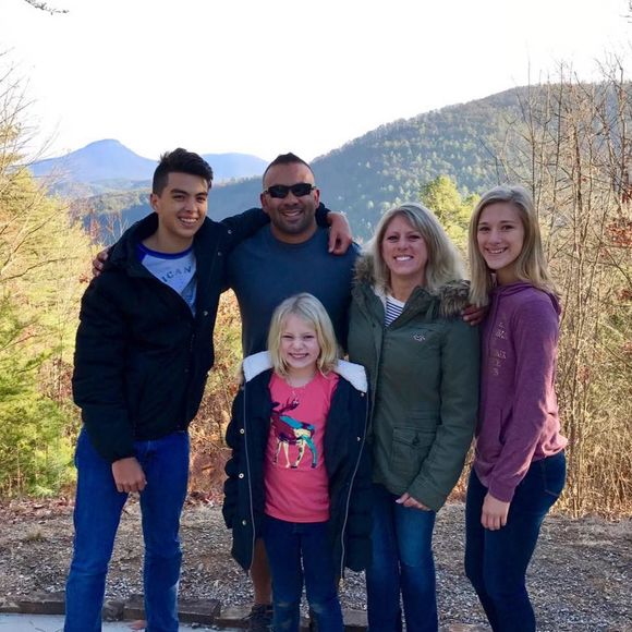 Meet your Posher, Crystal - Picture 1 of 1