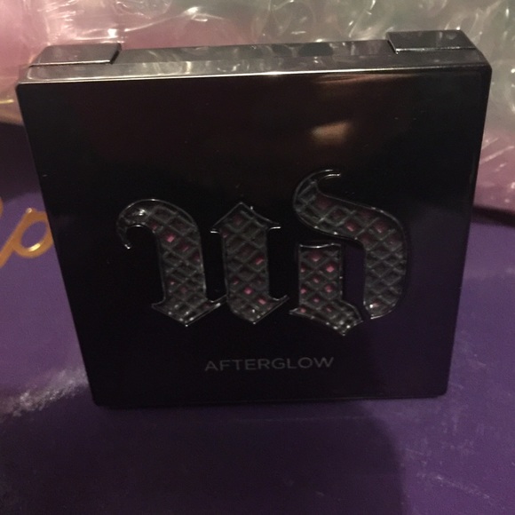 Urban decay afterglow Quickle