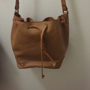 Madewell Camel Bucket Bag with tags!