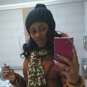 Meet your Posher, Ebony