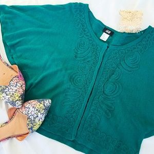 🚨SALE🚨 H&M Batwing Applique Shrug