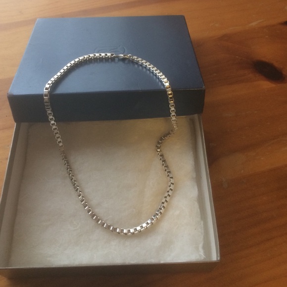 Blue Nile sterling silver necklace