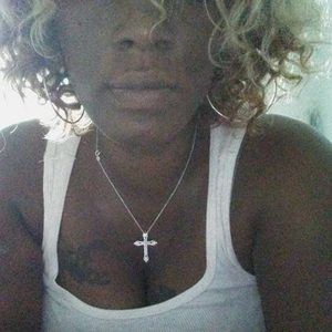 Meet your Posher, Jenny