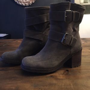 Beautiful barely worn Sam Edelman boots!