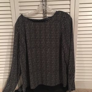 LAST CHANCE! Limited long sleeve blouse