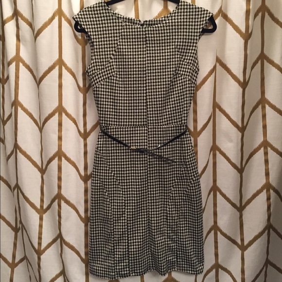 Houndstooth Dress with Belt