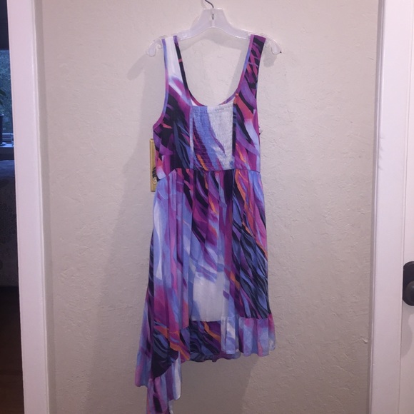 Multi color cross bottom dress - Picture 2 of 3