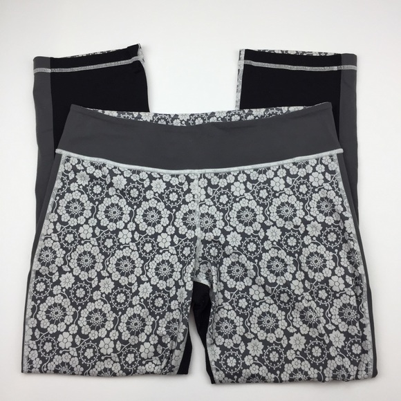 lululemon athletica Pants - Lululemon Floral Twiggy Nimbus Compass Crops