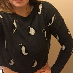 Graphic penguins crop sweater