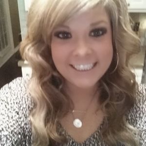 Meet your Posher, Meaghan