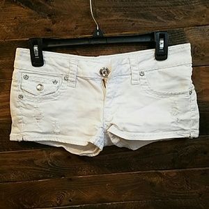 Buckle white jean shorts