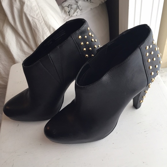 Steve Madden Clubbin Studded Booties - Picture 1 of 4