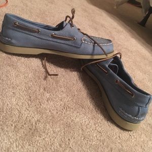 Never worn- sperrys men's size 7.5