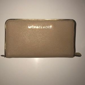 Michael Kors wallet