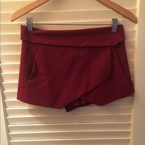 Forever 21 maroon envelope skirt!
