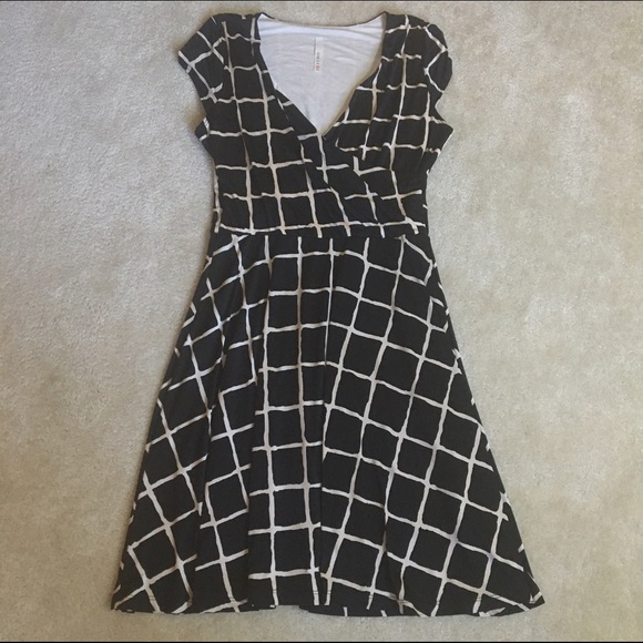 Gilli Brown and Tan geometric faux wrap dress