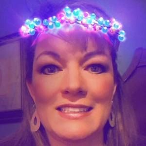 Meet your Posher, Charolette