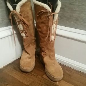 Cozy Michael Kors Wedge Suede Camel Boots