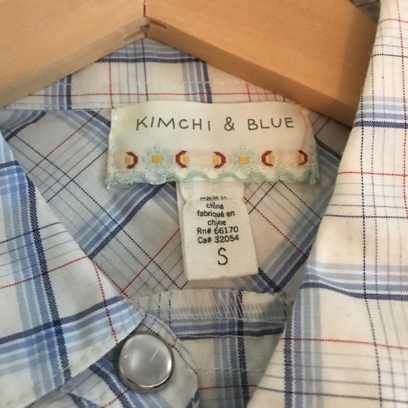 Kimchi & blue woven button up dress shirt - Picture 2 of 4