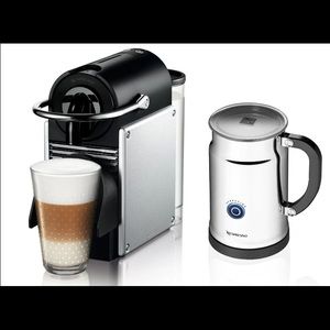 Nespresso Pixie espresso & aeroccino frothier