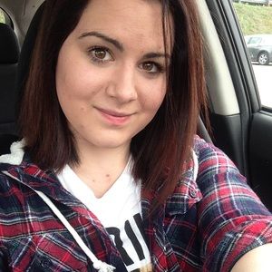 Meet your Posher, Nicole