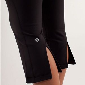 Lululemon Gather & Crow crops