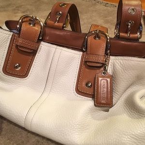 White leather Coach purse and matching wallet!