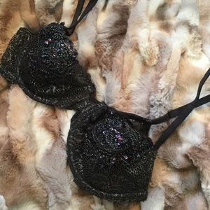 *Victoria's Secret* push up w/out the padding,NWOT