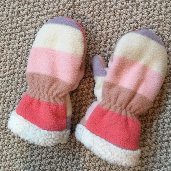 Baby Gap Cute baby mittens