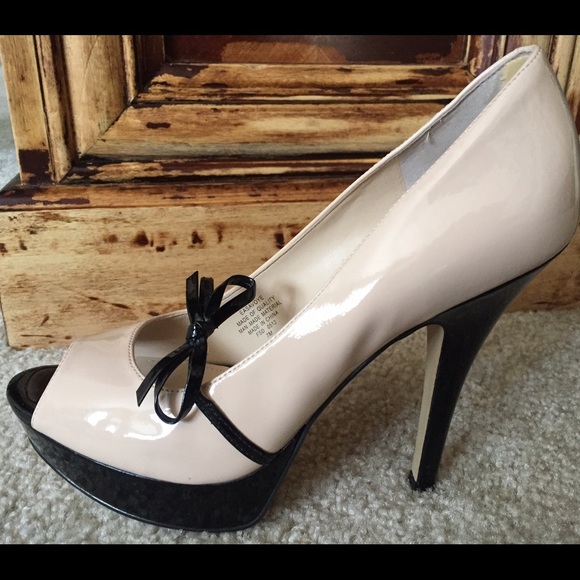 Sultry Nude Patent Platform Peeptoe with Bow