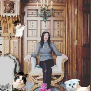 Meet your Posher, Jenny