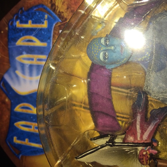 LAST CHANCE!!  Farscape action figure. Zhaan - Picture 3 of 4