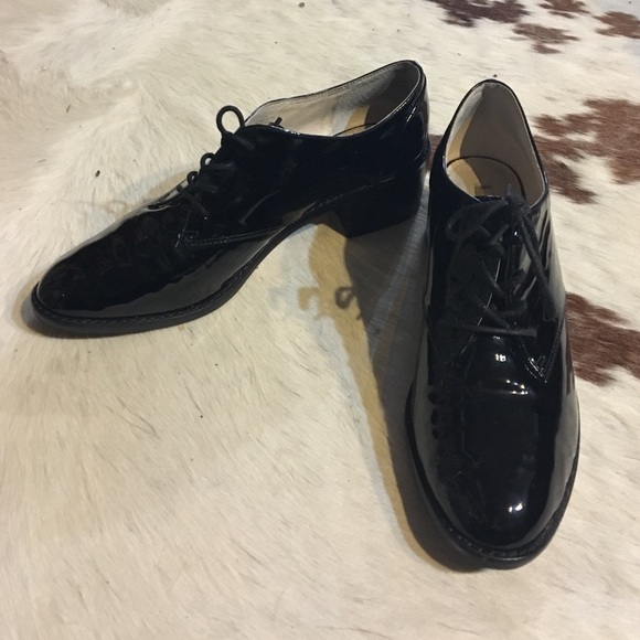 Louise Et Cie patent leather oxfords