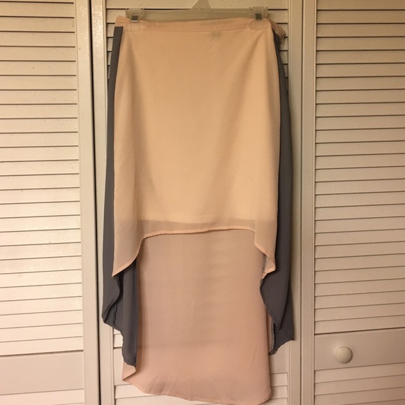 FOREVER 21 high-low skirt