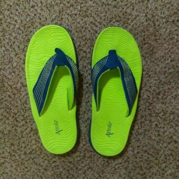 Women's flip flops