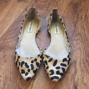 gently used Steve Madden flats