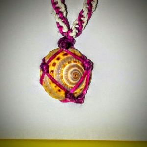 Handmade sundail necklace wraped in wax nylon neve