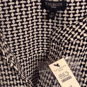 Sale $26!    NWT! Talbots black & white silky top!