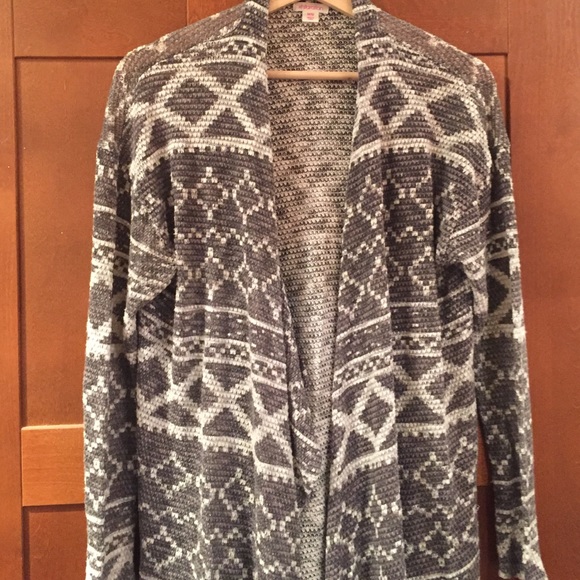 Lightweight Cardigan - Picture 3 of 4