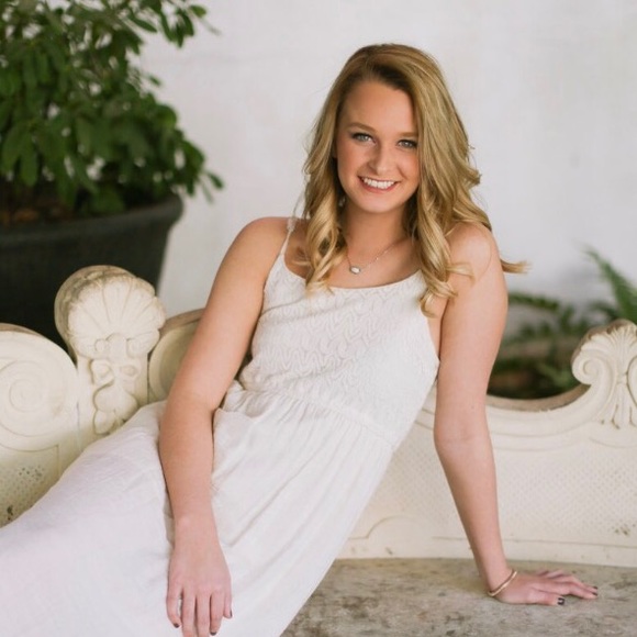 Meet your Posher, Briana