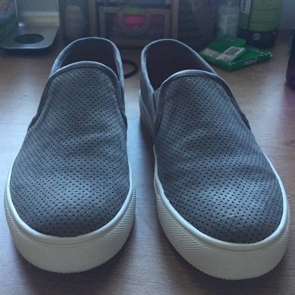 Steve Madden gray suede espadrilles