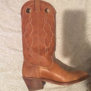 Gorgeous ACME women's cowboy boot