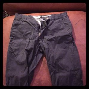 Banana Republic, Fulton Chinos